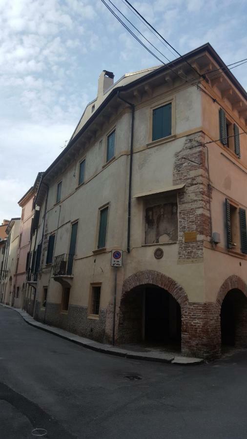 La Casa Sui Portici Apartment Verona Exterior photo